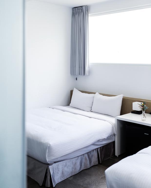 Bed and Breakfast Kenting The House Shanjiao Экстерьер фото
